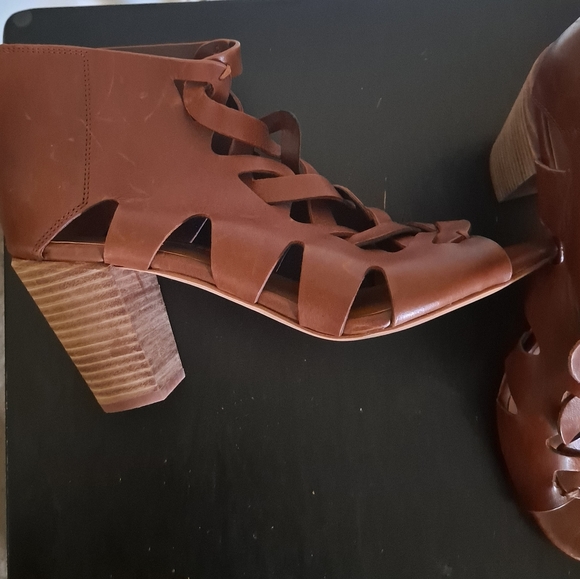 Cognac ankle heel peep toe sandle - Picture 4 of 6